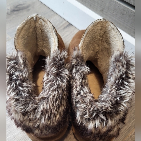 BEARPAW Women's Koko Ankle Faux Fur Boot Size 9 - Picture 11 of 14